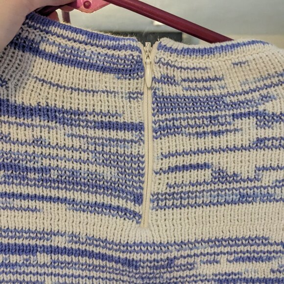 2 mock neck sweaters - Picture 2 of 13